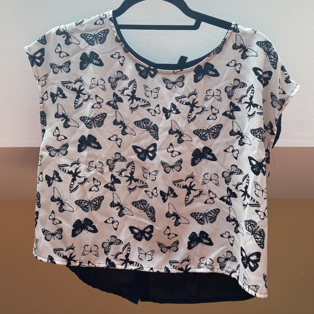 Divided by H&M Black Butterfly Top, size 6